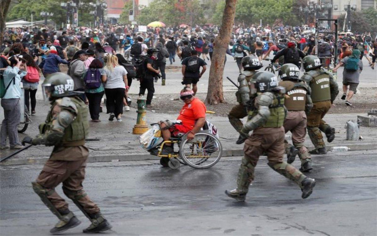 chile-policias-protestas