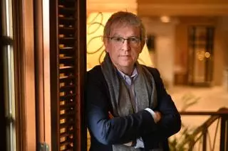 Santiago Posteguillo trae 'Los tres mundos' a Zaragoza: "Julio César es un hombre que paró el tiempo"