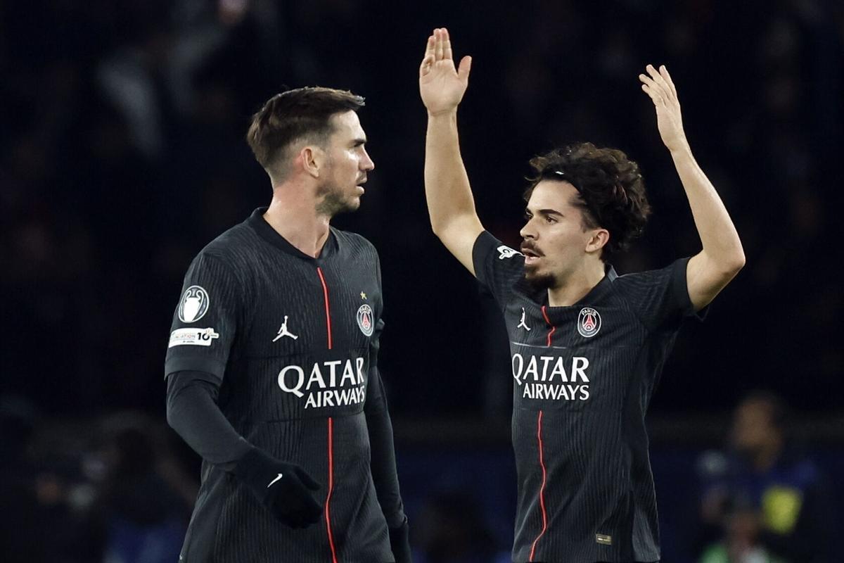 PARIS (France), 26/11/2025.- Vitinha of PSG celebrates after scoring a goal during the UEFA Champions League league phase match between Paris Saint-Germain and Tottenham Hotspur in Paris, France, 26 November 2025. (Liga de Campeones, Francia) EFE/EPA/MOHAMMED BADRA