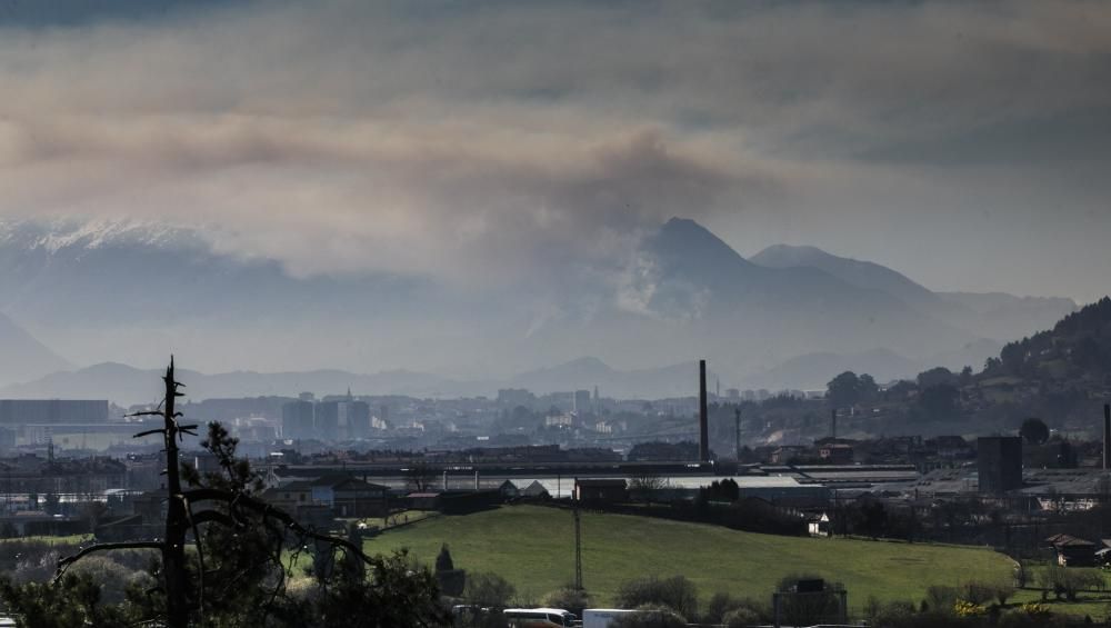 Contaminación y restricciones al tráfico en la zona central de Asturias