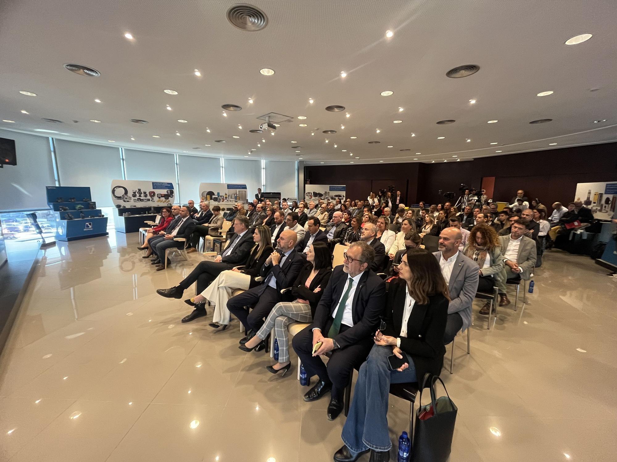 Todas las fotos de la jornada de reactivación del parque empresarial de la Vall d'Uixó