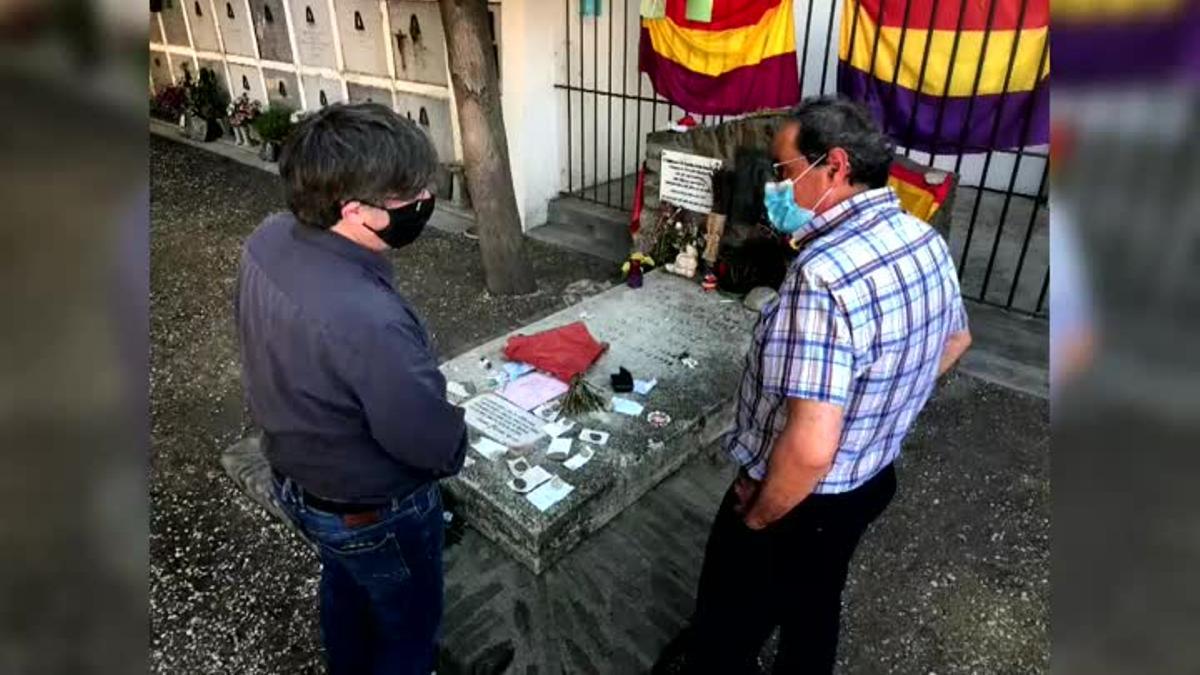 Quim Torra y Carles Puigdemont visitan la tumba de Machado en Colliure