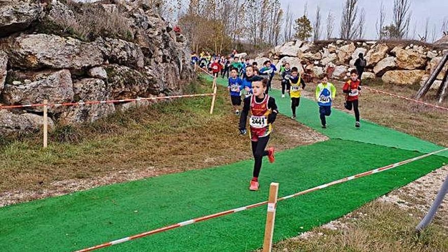 Instantes de una de las pruebas de categorías inferiores en Atapuerca.