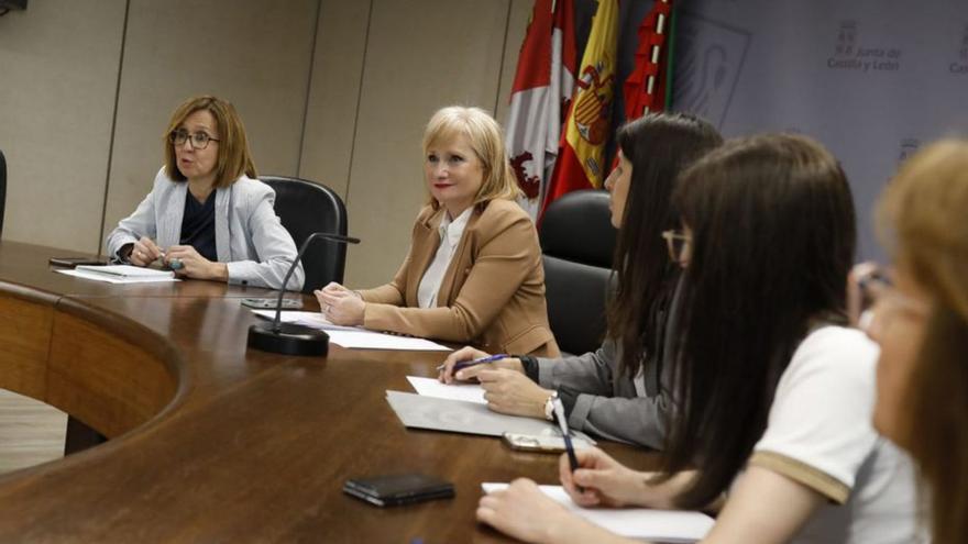 Leticia García, en la Comisión de Coordinación de la Junta.