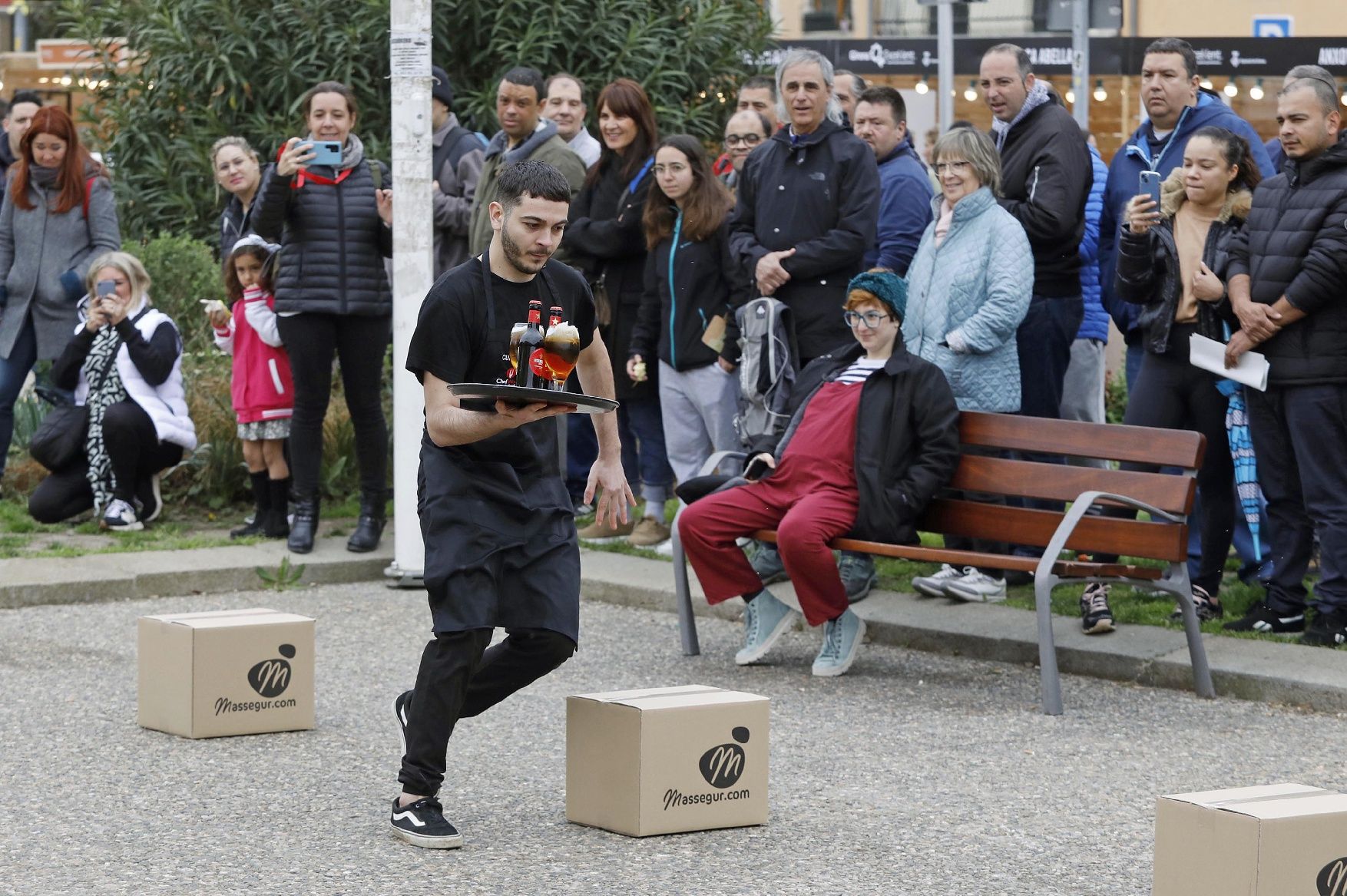 El Fòrum Ciutat omple la plaça Catalunya de Girona des de primera hora