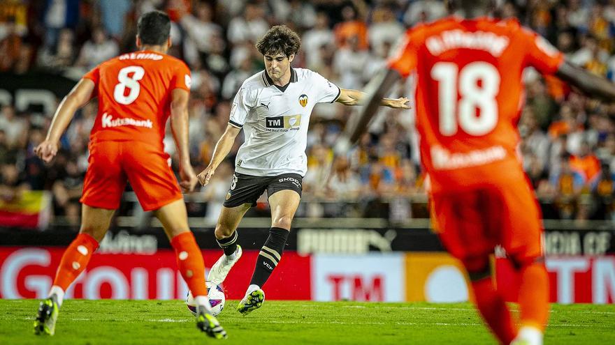 Horario y dónde ver el Valencia - Cádiz