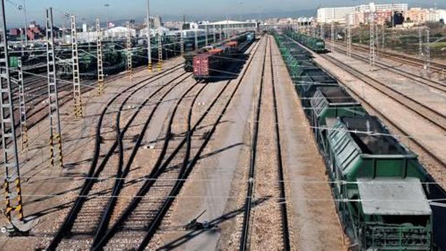 El Consell cede 355.000 m2 en la estación de la Font de Sant Lluís para lanzar el corredor