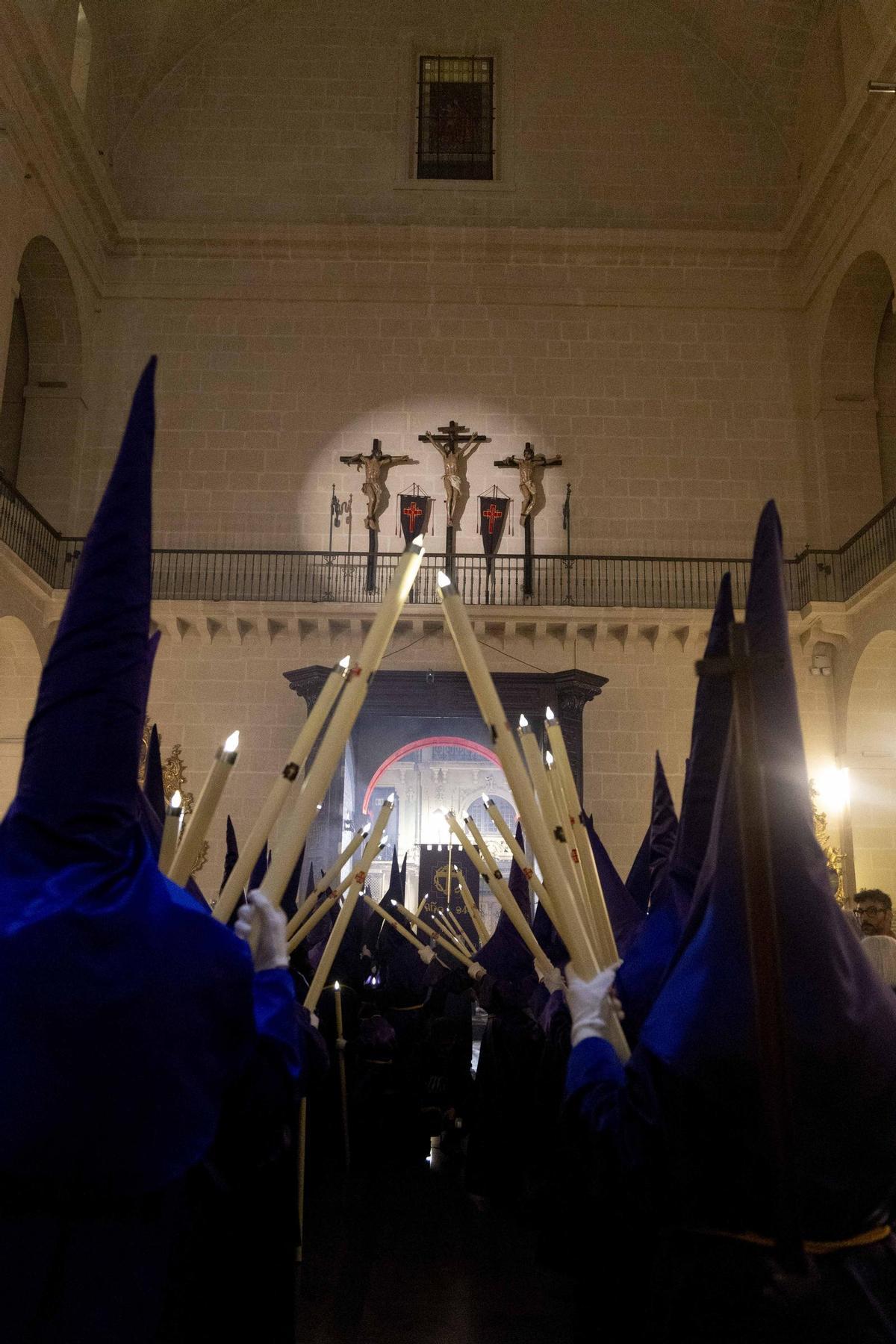 Martes Santo en Alicante 2026: Procesión de la Hermandad de Nuestro Padre Jesús