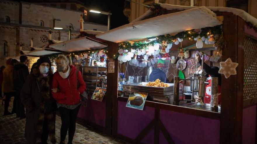 Una Zamora iluminada que destila ya aroma de Navidad