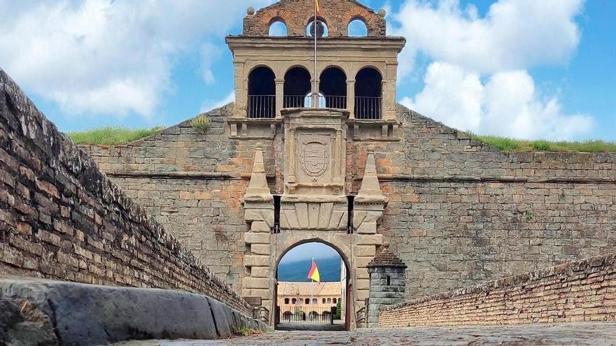 Visitas guiadas y paseos en familia por la Ciudadela de Jaca