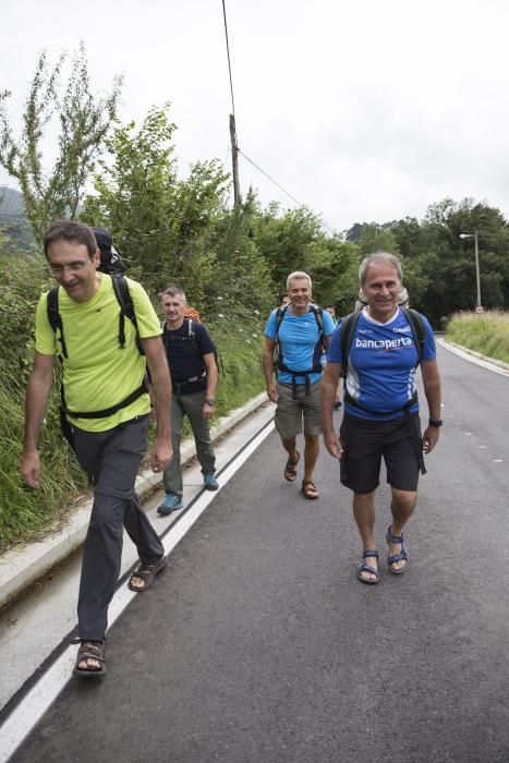 Peregrinos del Camino De Santiago, primer tramo de