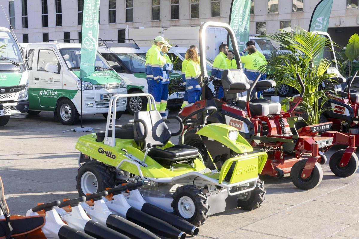 Benidorm presenta un nuevo servicio de conservación y limpieza de zonas verdes gestionado por Actúa