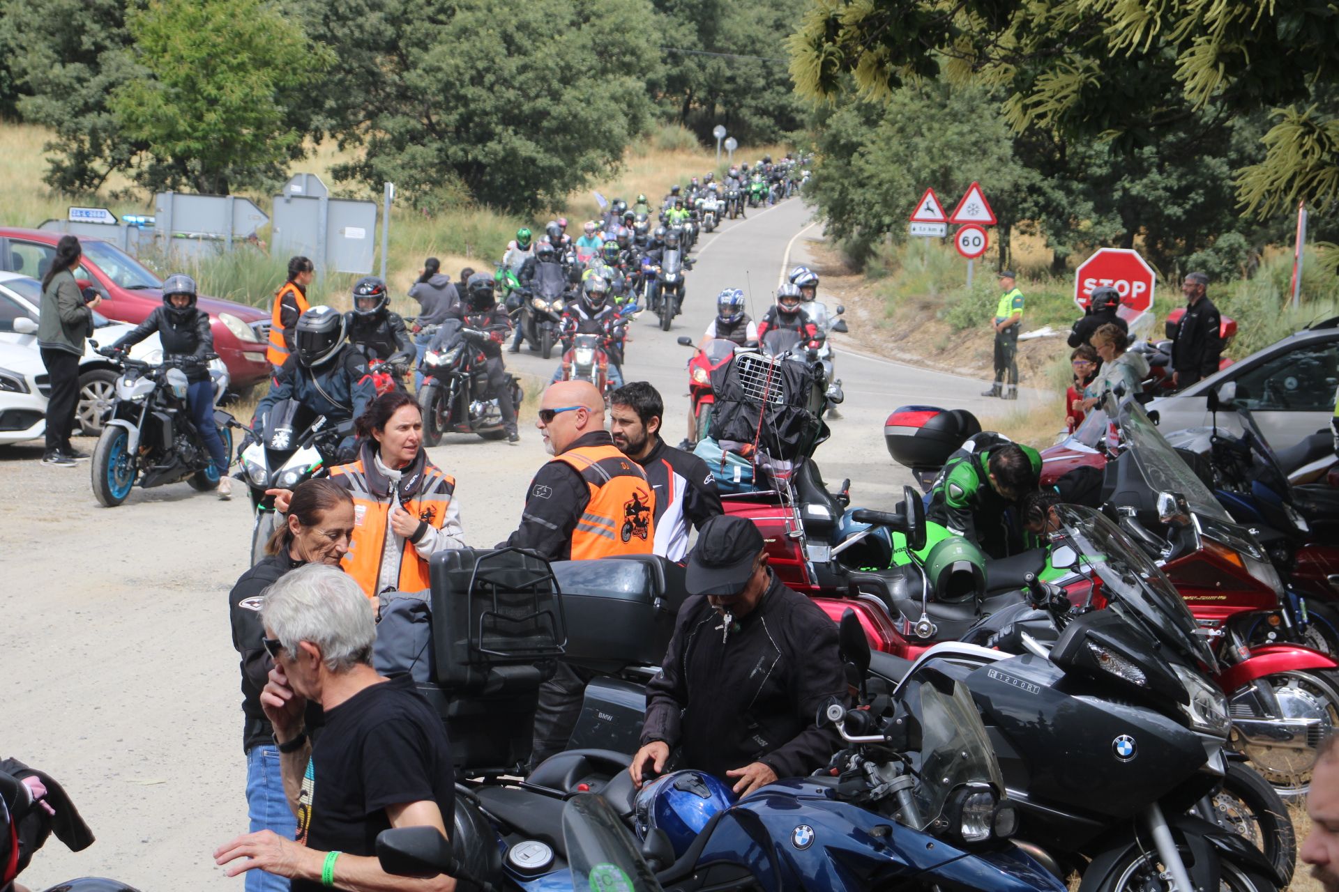 El puente despide su 31 concentración de motos con más de 15.000 participantes