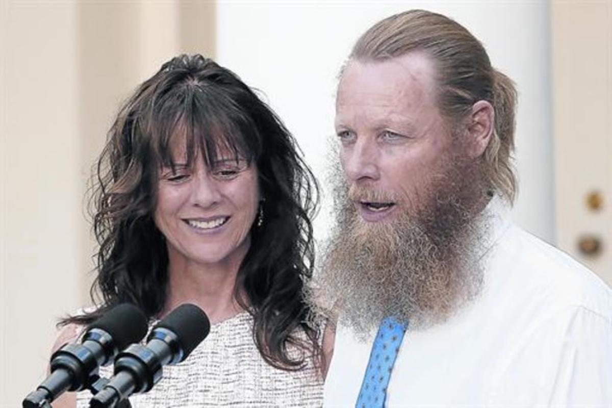 Els pares de Bergdahl, dissabtea la Casa Blanca, després de conèixer l’alliberament del fill.