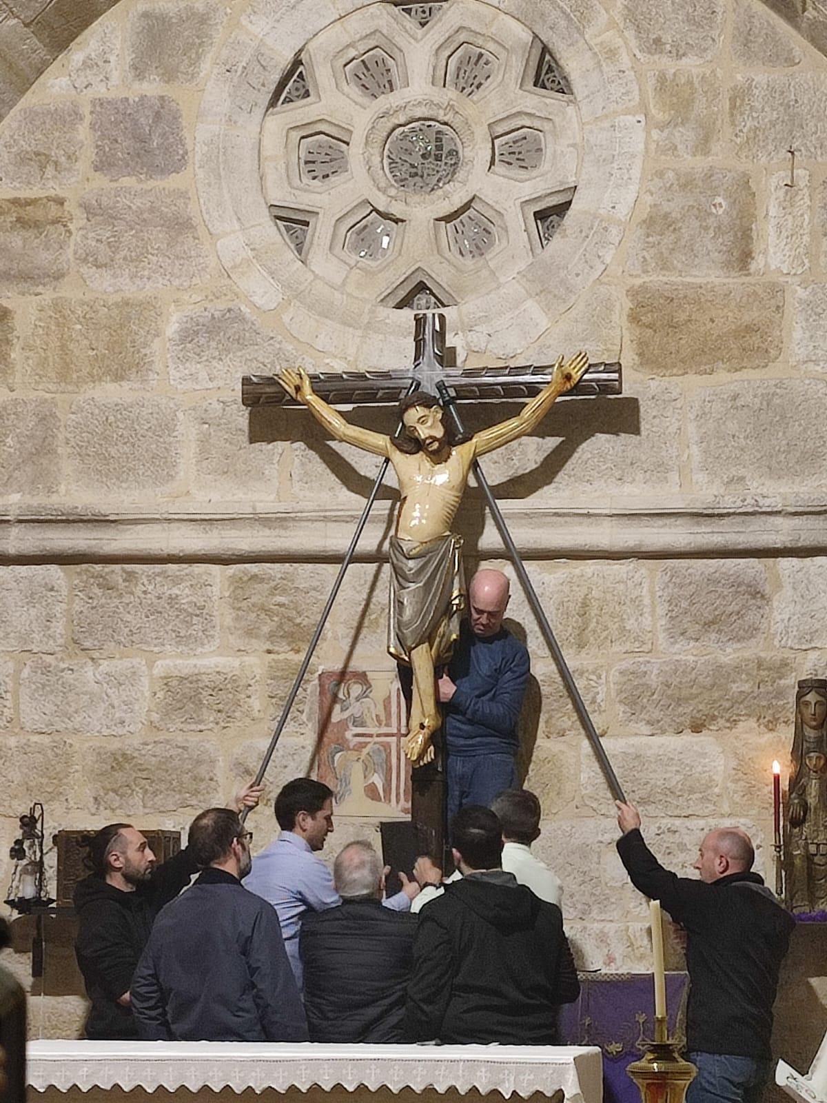 Descendimiento del Santísimo Cristo del Espíritu Santo.