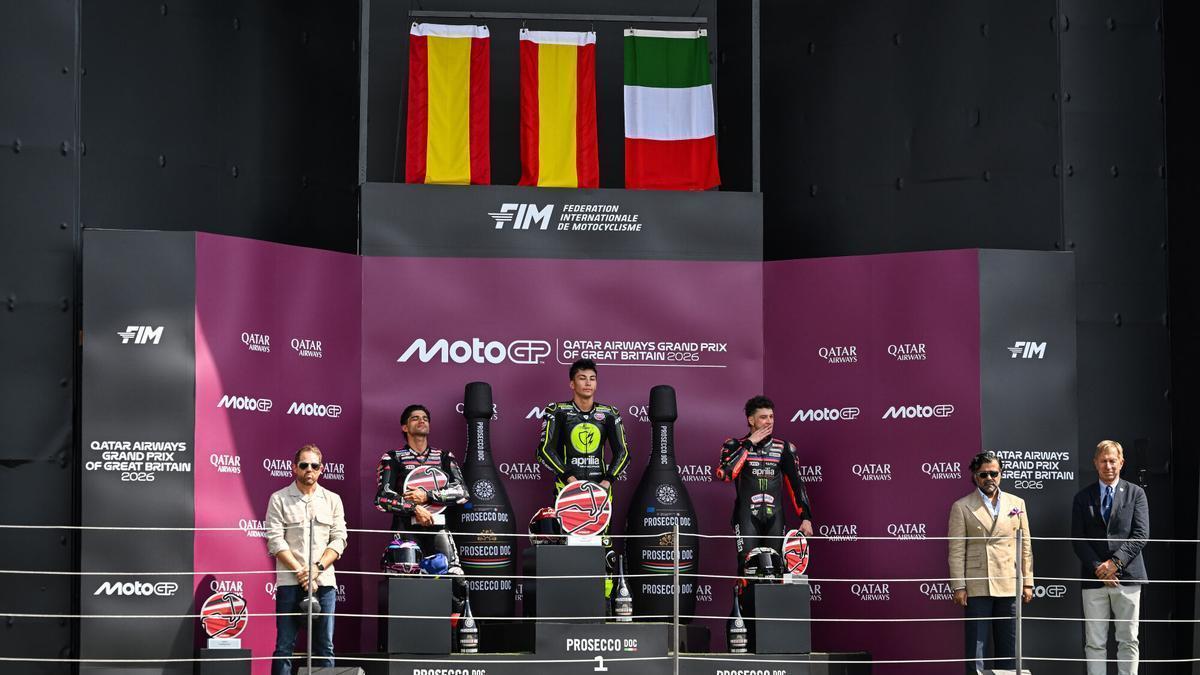 El podio de Silverstone con Raúl Fernández en el primer escalón