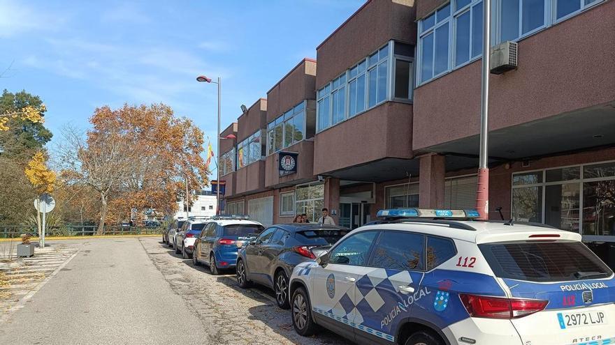 Un hombre intenta recuperar su coche del depósito municipal de Redondela y termina detenido