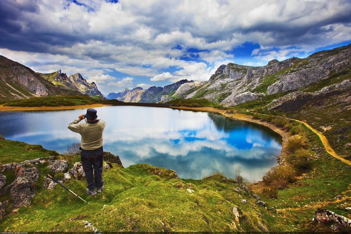 Lago del Valle, en el Parque Natural de Somiedo