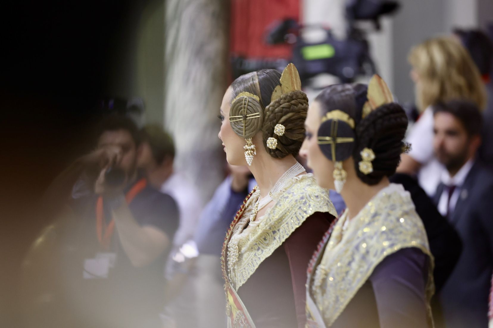 Balcón y "mocaorà" en la despedida de Berta Peiró y la corte 2025