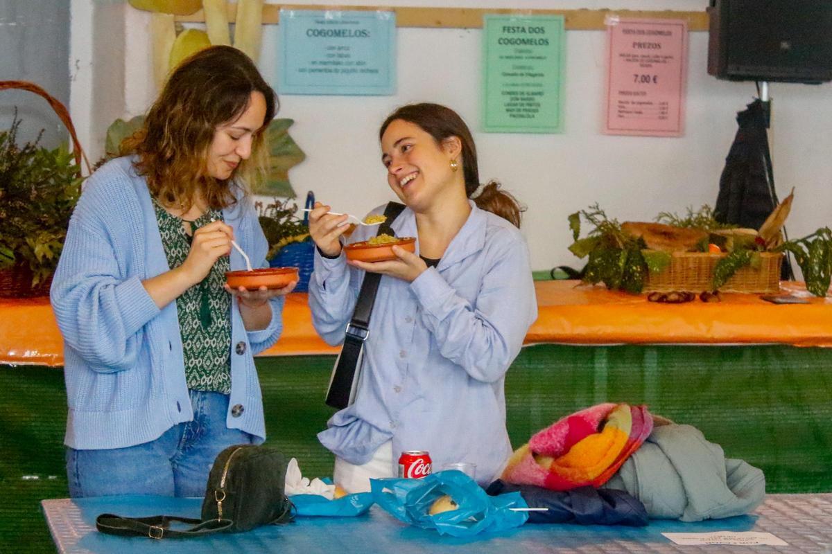 Asistentes a la muestra de degustación de cogumelos, el pasado año.