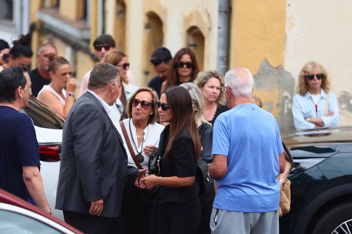 Funeral en Candás por Luis Ángel Echevarría, padre de Paula Echevarría