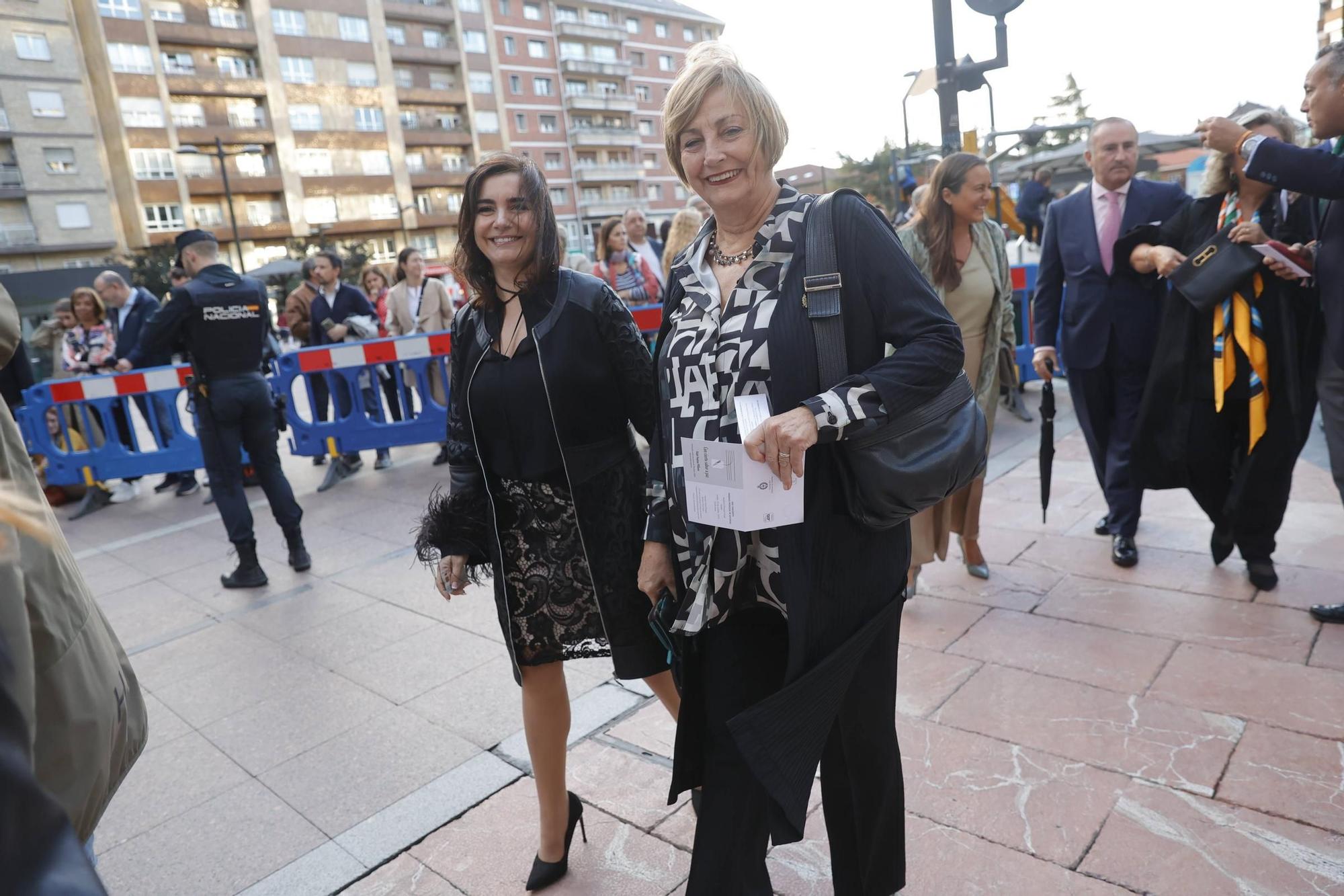 EN IMÁGENES: La Familia Real asiste en Oviedo al concierto de los premios "Princesa de Asturias"