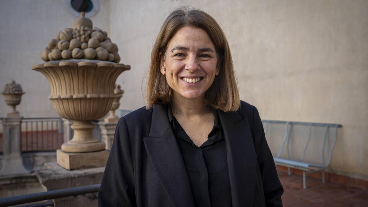 Anna Guitart, comisaria por Barcelona para la FIL, fotografiada en el Palau de la Virreina
