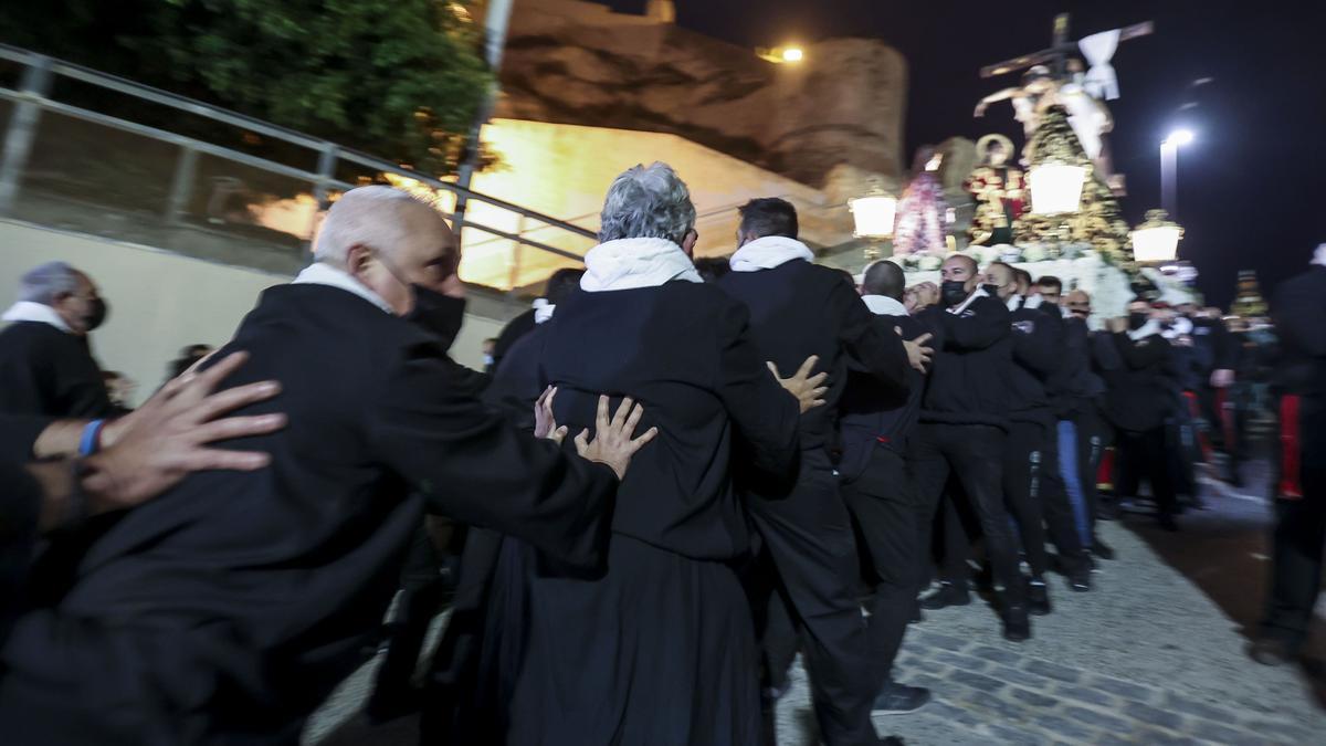 Las procesiones vuelven a las calles de Alicante dos años después