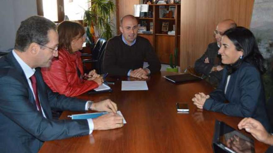 Juan Flores, Dunia González, Juan José Gil, Antonio Morales y María Almazor.| lp/dlp