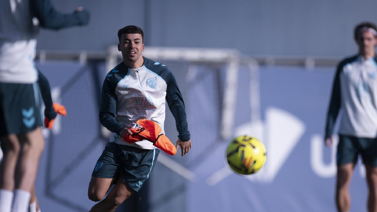 Rafita, esta temporada en un entrenamiento del Málaga CF.