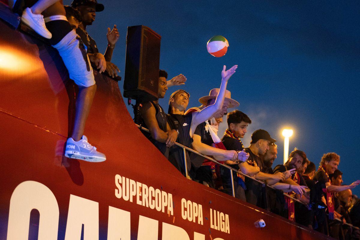 La rúa del Barça por las calles de Barcelona