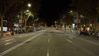 Barcelona, 22 horas: las calles se quedan sin pulso