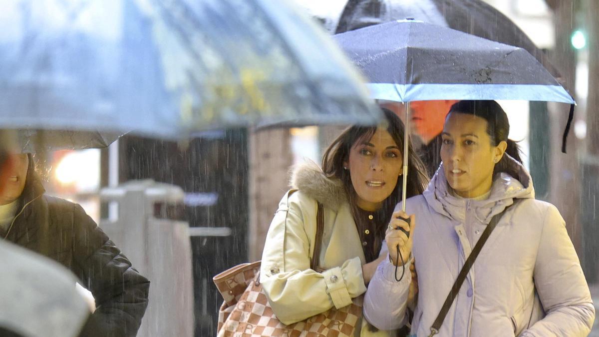 Nuevos episodios tormentosos este martes y miércoles en la Región: la Aemet activa la alerta amarilla