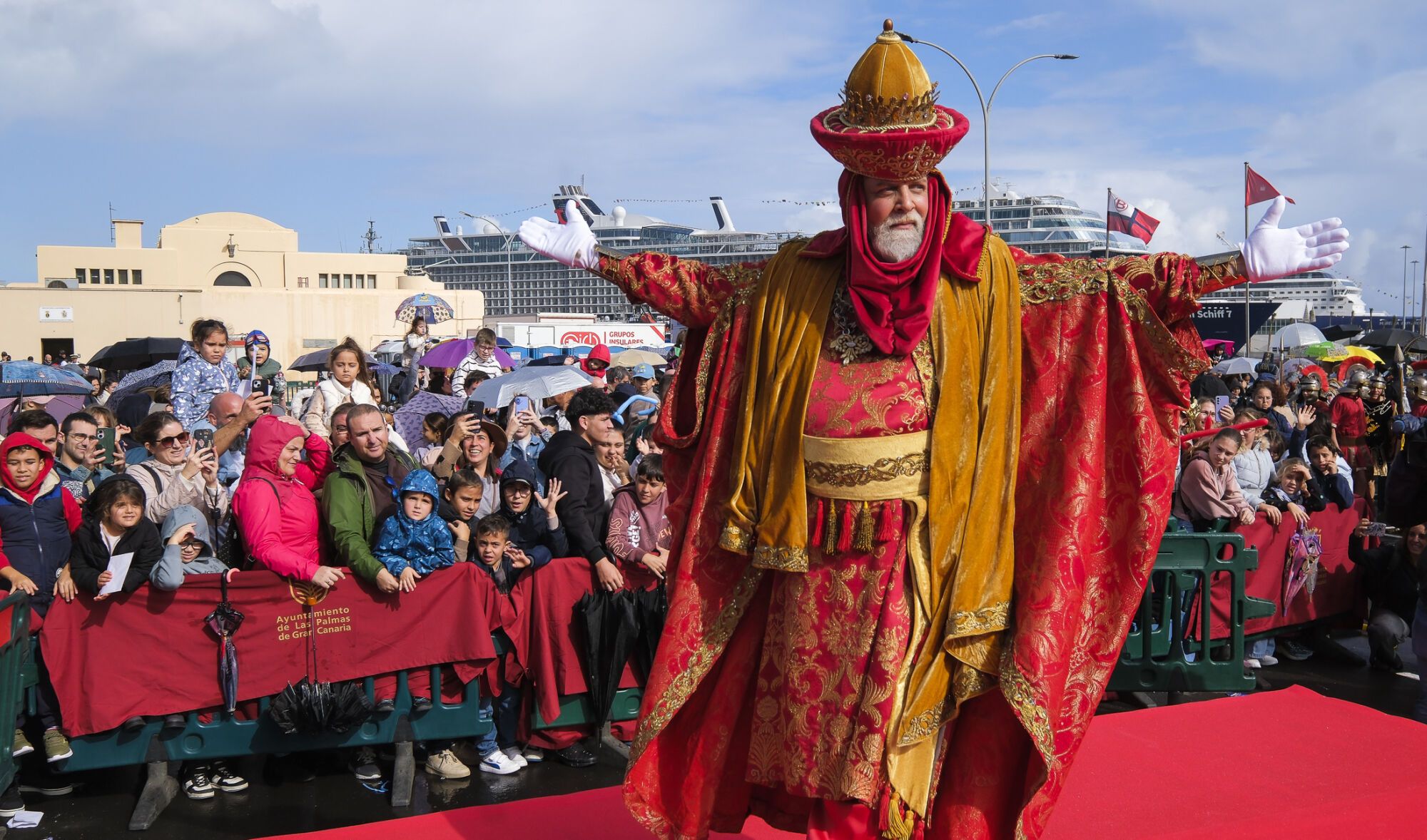 Llegada de los Reyes Magos, en la Base Naval 
