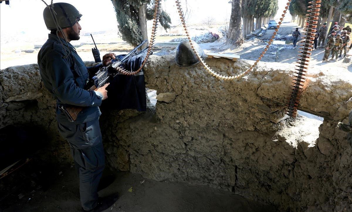 zentauroepp52383478 file photo  an afghan security force member stands guard at 200221134235