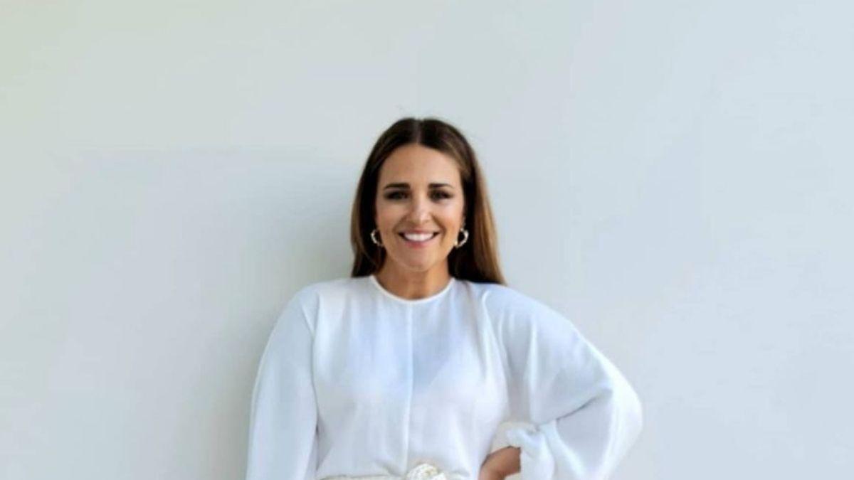 Paula Echevarría con vestido blanco mini