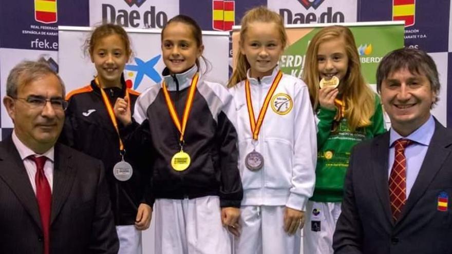 Dos bronces para el club Shotokán en Ávila