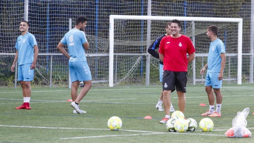 El Avilés afronta su último entrenamiento antes del derbi contra el Navarro