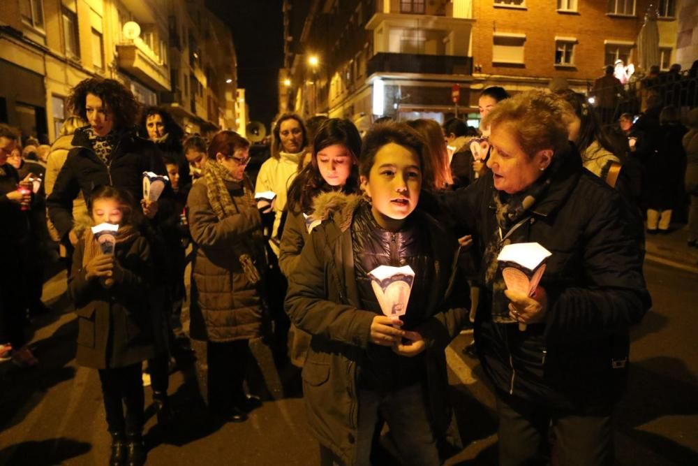 Procesión de las antorchas en Lourdes (Zamora)