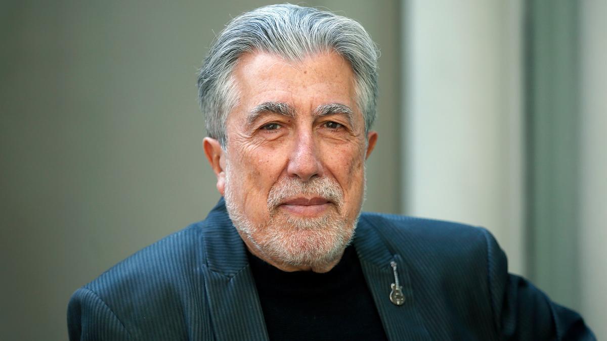 Jordi Sierra i Fabra, invitado en el Club Faro.