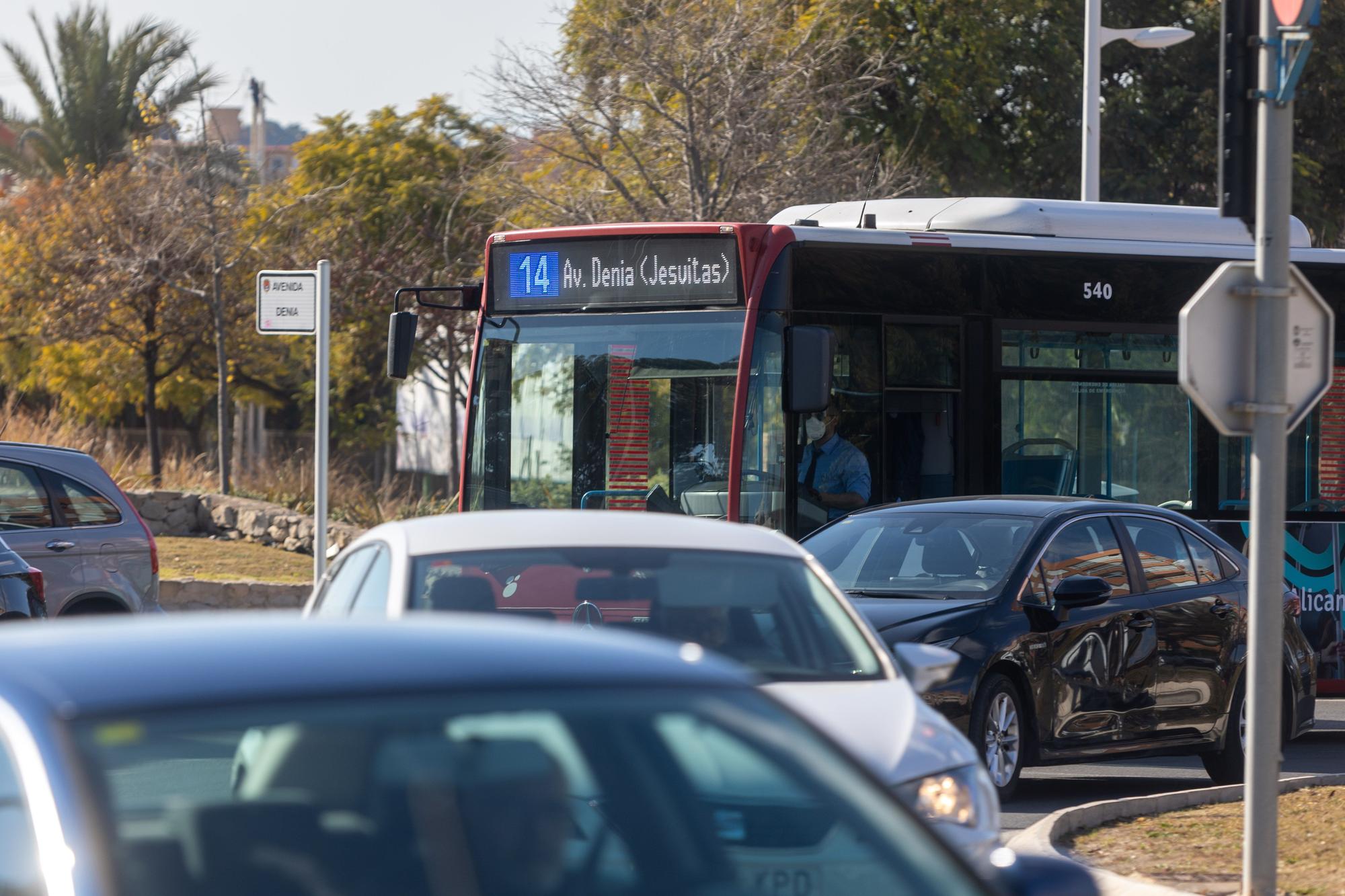 Entran en funcionamiento las nuevas líneas de autobús urbano