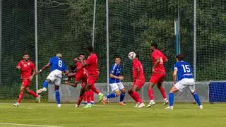 Primera prueba de pretemporada: el Real Oviedo empata (1-1) con la selección de Omán en su primer ensayo con Calleja
