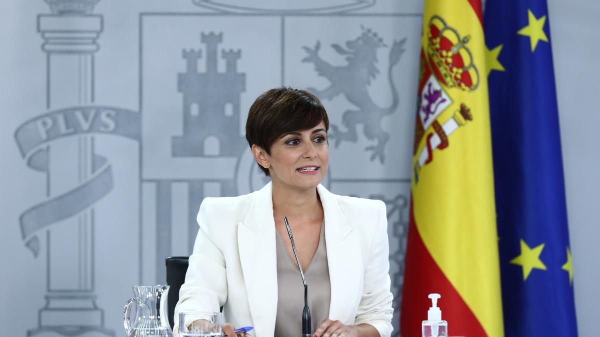 La portaveu del govern espanyol i ministra de Política Territorial, Isabel Rodríguez, a la roda de premsa posterior al Consell de Ministres, aquest 20/7/2021. (Horitzontal)