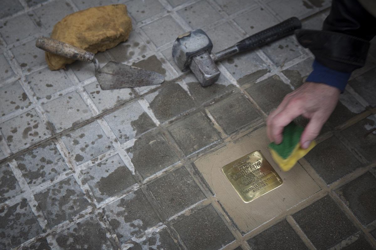 "Adoquines que nos recuerdan a víctimas del nazismo"