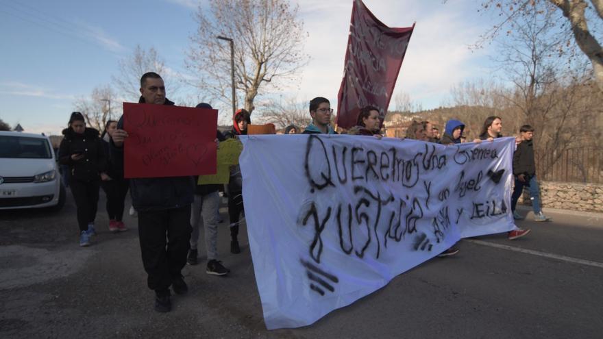 Els pares de l&#039;adolescent que va morir a Sallent: &quot;No es deia Iván, es deia Alana&quot;