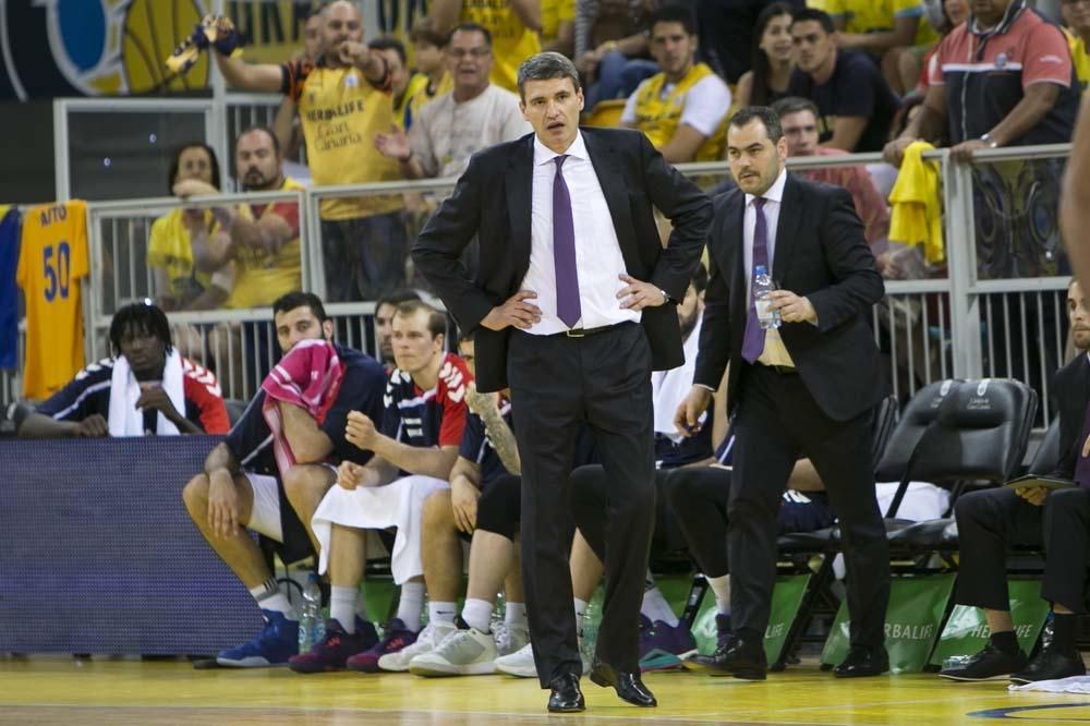 Herbalife Gran Canaria 93 - 87 Laboral Kutxa