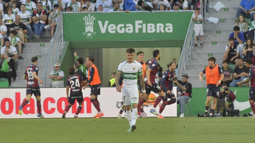 El 0-2 del Levante en el Elche 1-3 Levante de la jornada 39 de LaLiga Hypermotion