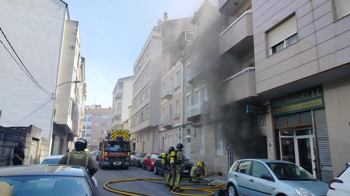 Incendio en Alexandre Bóveda, Ourense
