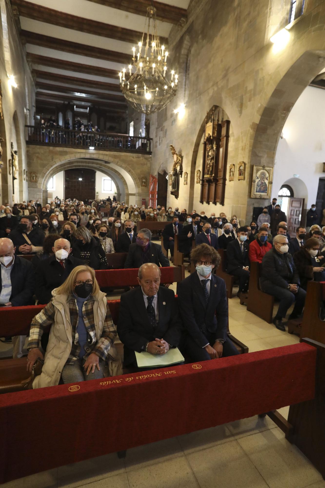 EN IMÁGENES: El pregón en San Nicolás de Bari abre la Semana Santa de Avilés