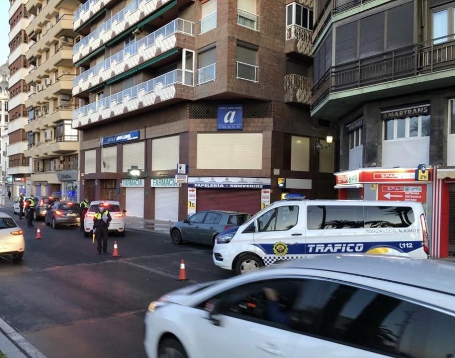 La Policía Local en Alicante sigue realizando controles e intervenciones.